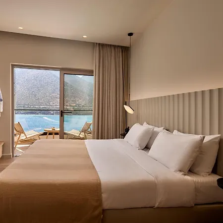 Ficus Seafront Villa, Eco Pool & Close To Beach, By Thinkvilla Villa