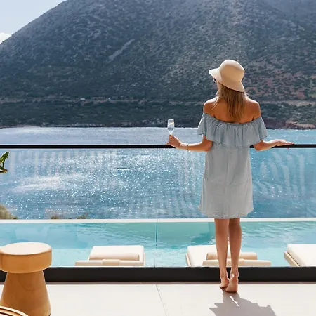 Villa Ficus Seafront Villa, Eco Pool & Close To Beach, By Thinkvilla