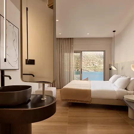 Ficus Seafront Villa, Eco Pool & Close To Beach, By Thinkvilla * Bali (Crete)