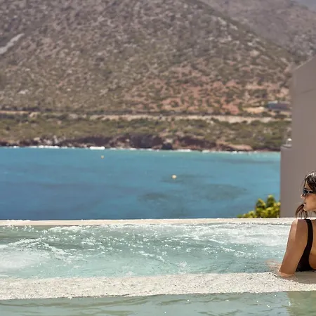 Villa Ficus Seafront Villa, Eco Pool & Close To Beach, By Thinkvilla